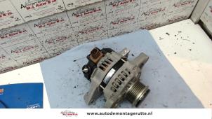 O124403 Gebruikte alternator Peugeot 108