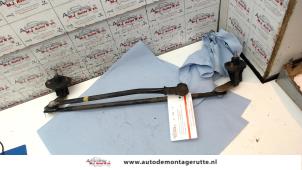 O118245 Gebruikte ruitenwis mechaniek Kia Rio