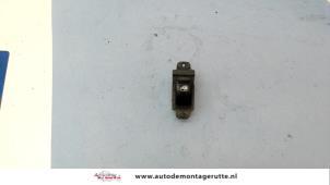 O107652 Gebruikte schakelaar elektrisch raam Kia Rio