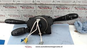 O102842 Gebruikte stuurkolomschakelaar Peugeot 307