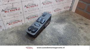 O109441 Gebruikte combischakelaar ramen Saab 9-3