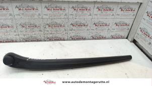 O97757 Gebruikte ruitenwisserarm achter Seat Altea