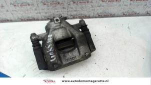 O112024 Gebruikte remklauw (tang) links-voor Peugeot 108