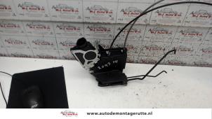 O82445 Gebruikte portierslot mechaniek 2deurs links Hyundai Accent