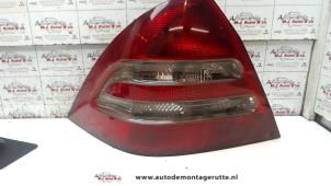 O92704 Gebruikte achterlicht links Mercedes C-Klasse