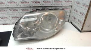 O73796 Gebruikte koplamp rechts Dodge Ram Van