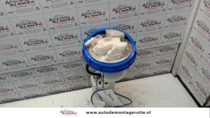 O120863 Gebruikte tank element pomp Peugeot 108
