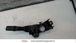 O101916 Gebruikte richtingaanwijzer schakelaar Peugeot 108