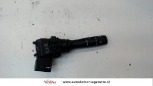 O103628 Gebruikte schakelaar ruitenwisser Peugeot 108