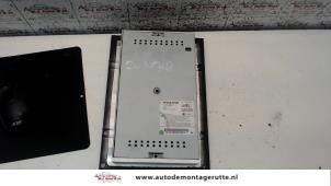 O110171 Gebruikte radio versterker Volvo V50