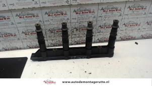 O127033 Gebruikte bobine Peugeot 206