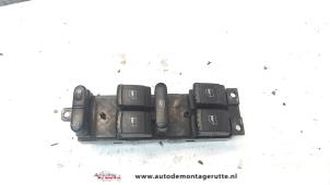 O108703 Gebruikte combischakelaar ramen Volkswagen Passat