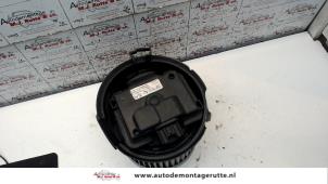 O130194 Gebruikte chaufage ventilatiemotor Peugeot 407