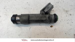 O121581 Gebruikte injector (benzine injectie) Citroen C1