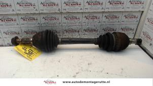 O111028 Gebruikte cardanas links-voor (vwa) Opel Vectra