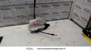 O83149 Gebruikte slotmechaniek portier 4deurs links-voor Renault Laguna