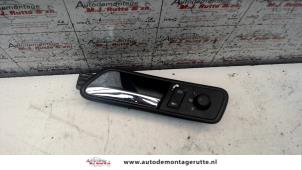 O80097 Gebruikte portiergreep 4deurs links-voor Volkswagen Touran