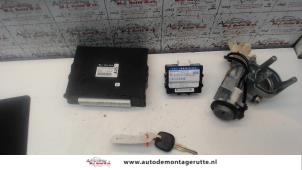 Gebruikte Contactslot + computer Daihatsu Cuore (L251/271/276) 1.0 12V DVVT Prijs op aanvraag aangeboden door Autodemontage M.J. Rutte B.V.