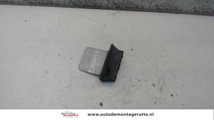 O130991 Gebruikte kachel weerstand Nissan Almera