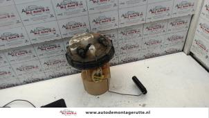 O120925 Gebruikte tank element pomp Renault Clio