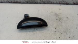 O80765 Gebruikte portiergreep 2deurs rechts Peugeot 107