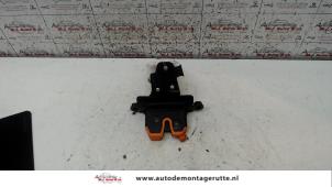 O91764 Gebruikte achterklep slotmechaniek Skoda Octavia