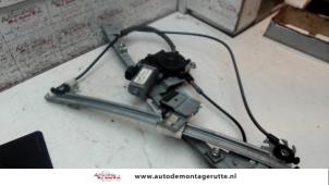 O78706 Gebruikte raammechaniek 2deurs rechts-voor Volkswagen Caddy