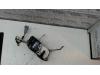 Gebruikte Slotmechaniek Portier 2Deurs links Toyota Starlet O82575