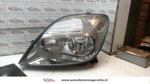 O72748 Gebruikte linker koplamp Renault Megane Scenic