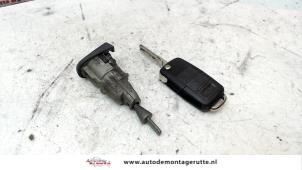 O81455 Gebruikte cilinderslot portier links Volkswagen Golf