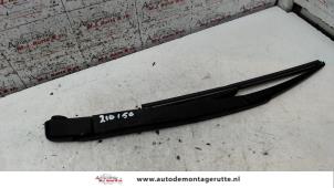 O97517 Gebruikte ruitenwisserarm achter Fiat Punto Grande