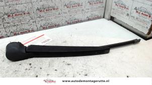 O97463 Gebruikte ruitenwisserarm achter Volkswagen Polo