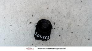 O105788 Gebruikte schakelaar spiegel Opel Insignia