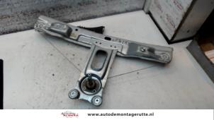 O88845 Gebruikte ruitmechaniek 4deurs links-achter Opel Insignia