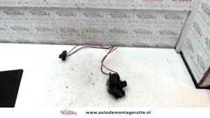 O131268 Gebruikte kachel weerstand Renault Trafic