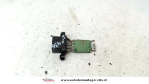 O130572 Gebruikte kachel weerstand Ford Fusion