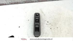 O109625 Gebruikte combischakelaar ramen Suzuki Alto