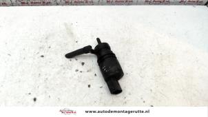 O115118 Gebruikte ruitensproeierpomp voor Mercedes E-Klasse