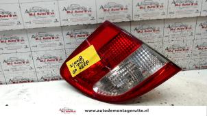 O92735 Gebruikte achterlicht links Mercedes E-Klasse
