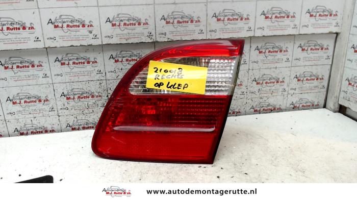 Gebruikte Achterlicht rechts Mercedes E-Klasse O94475