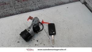 O114323 Gebruikte kontaktslot+sleutel Peugeot 407
