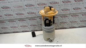 O120969 Gebruikte brandstofpomp elektrisch Mitsubishi Colt