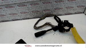 O102382 Gebruikte schakelaar stuurkolom (licht) Mercedes 190E/D
