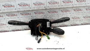 O102985 Gebruikte licht + raw schakelaar Peugeot 207