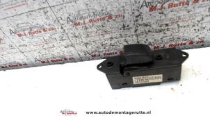 O108047 Gebruikte raam schakelaar elektrisch Mitsubishi Lancer