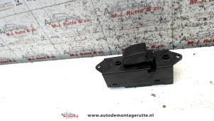 O108048 Gebruikte raam schakelaar elektrisch Mitsubishi Lancer