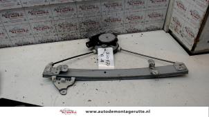 O89238 Gebruikte ruitmechaniek 4deurs rechts-achter Mitsubishi Lancer