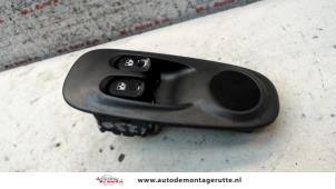 O108937 Gebruikte schakelblok ruiten Hyundai Accent