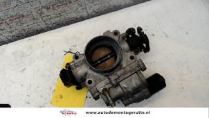 O122838 Gebruikte gasklephuis Mazda MX-3