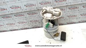 O120697 Gebruikte tank element pomp Dacia Logan